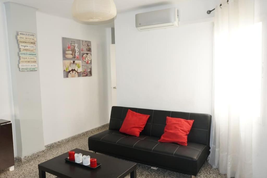 Апартаменты Malaga Center Экстерьер фото